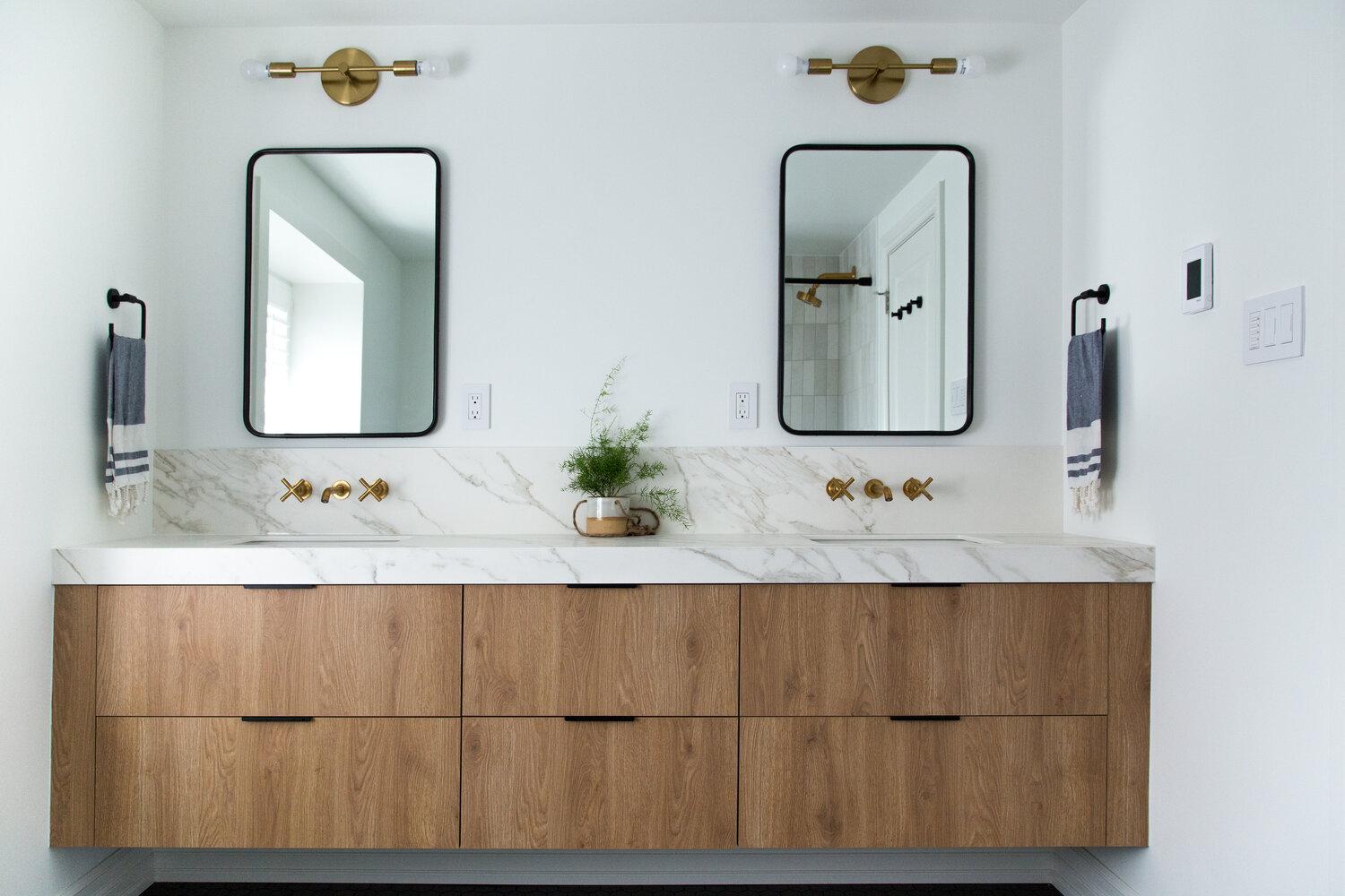 Opt for a wooden vanity to blend functionality with charm in your wooden bathroom