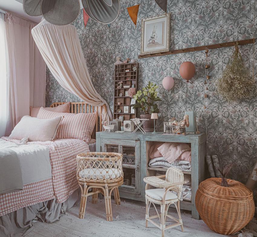 Whimsical Wonderland: Infuse playful elements and quirky decor in your bedroom