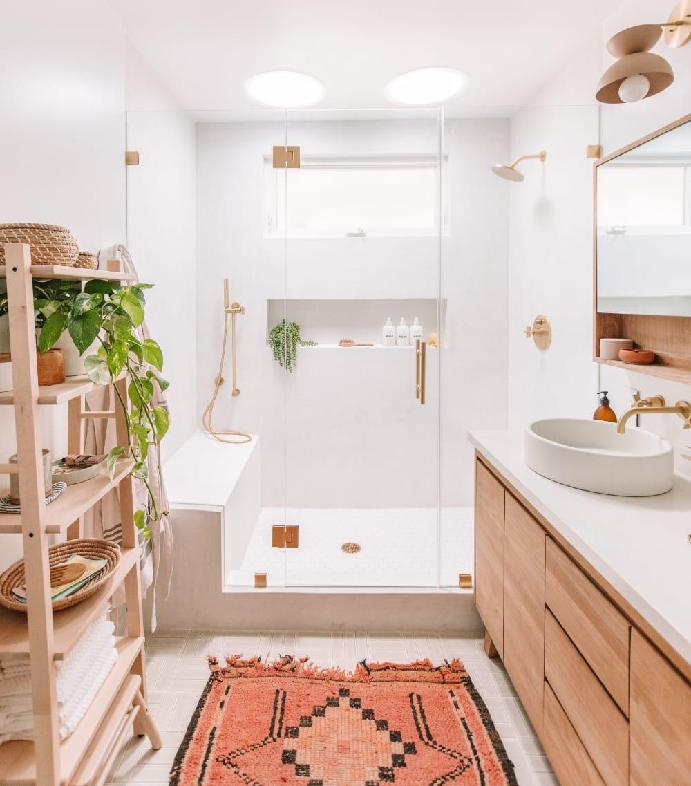 Integrate ⁢a natural⁤ wood counter for a chic ​boho bathroom appeal