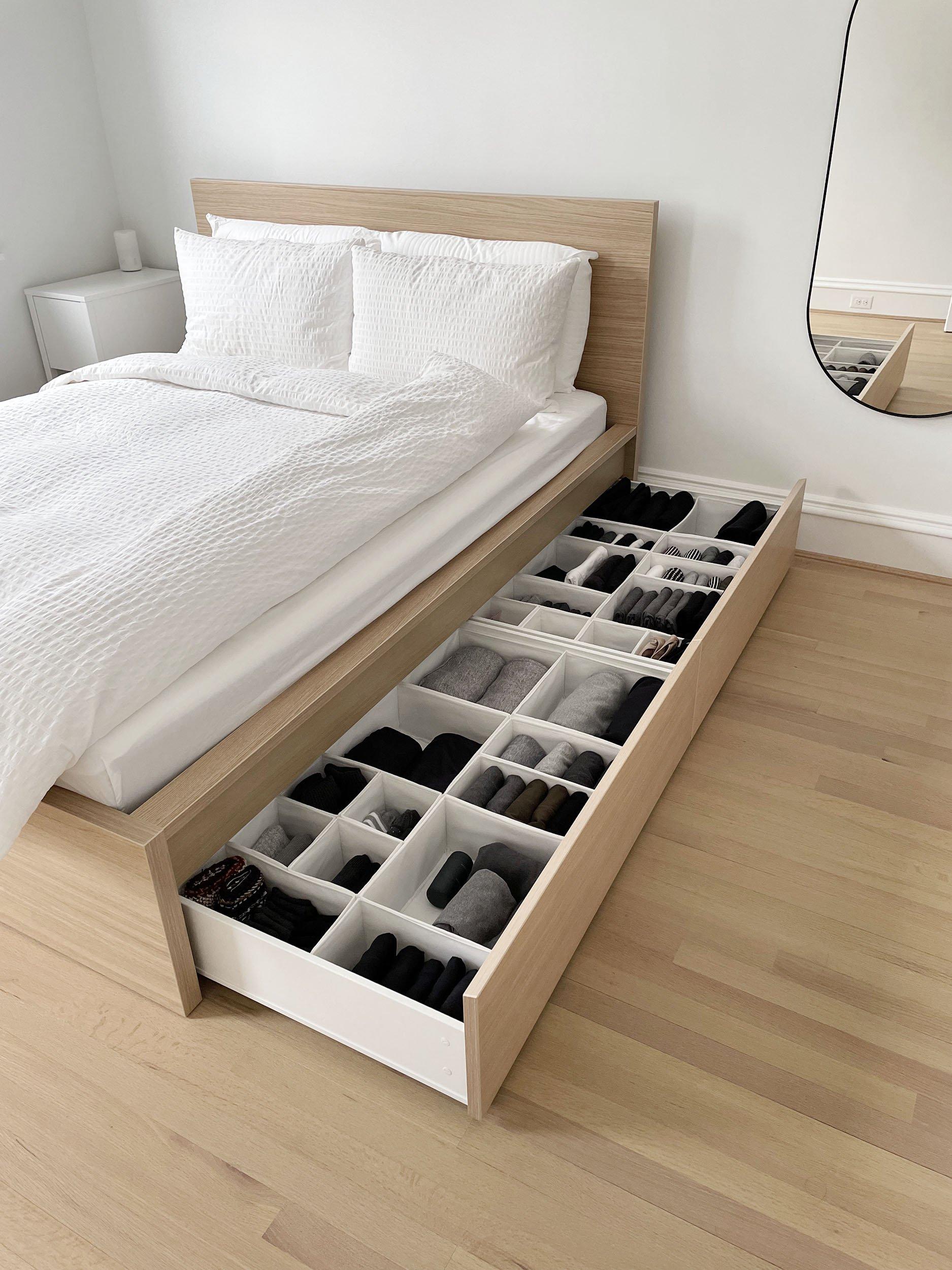 Integrate storage solutions that blend seamlessly into your minimalist⁤ bedroom