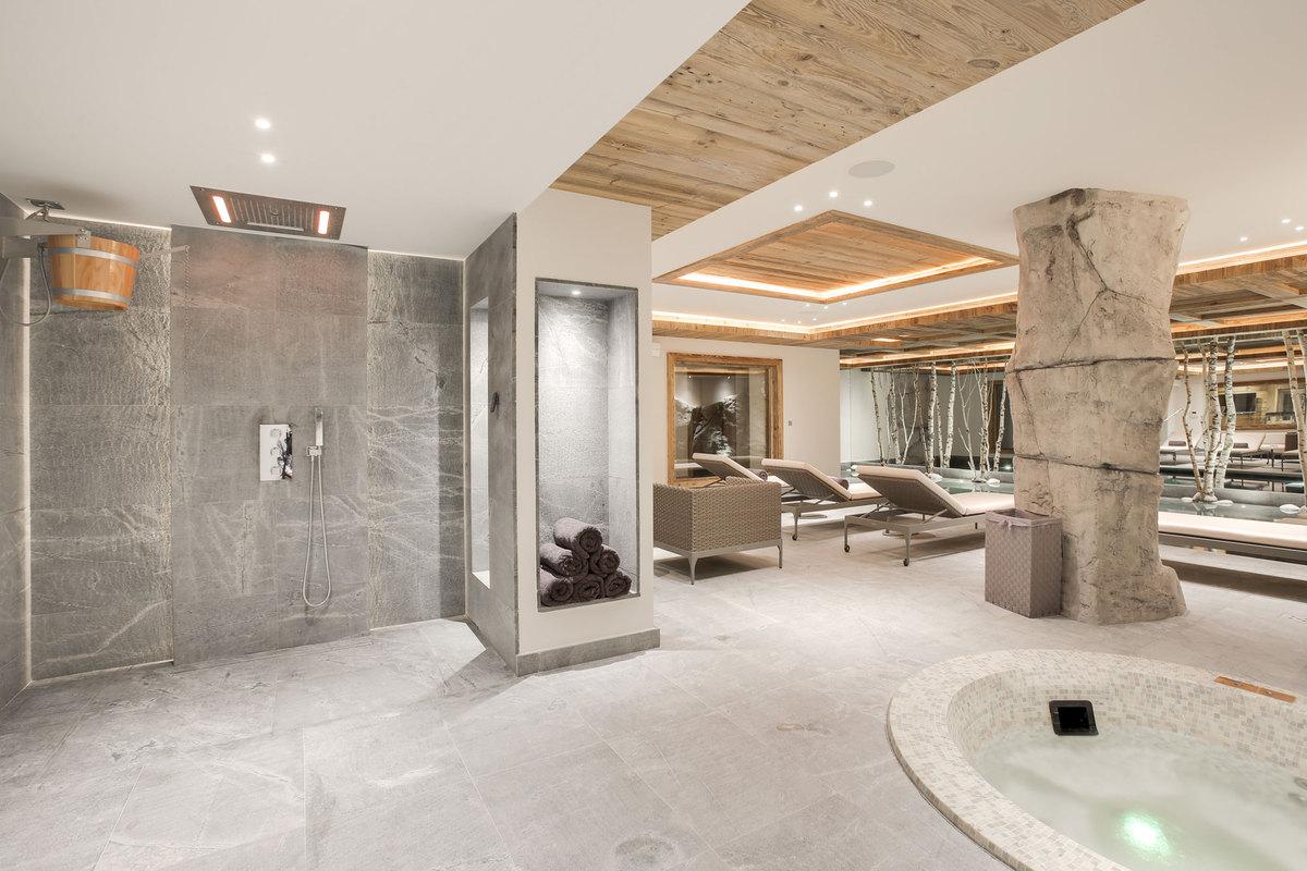 Smart technology for ⁢modern convenience in your Chalet Bathroom