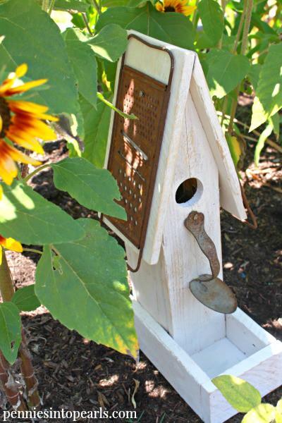 Pallet Garden Birdhouse: Invite nature with charming feathery visitors