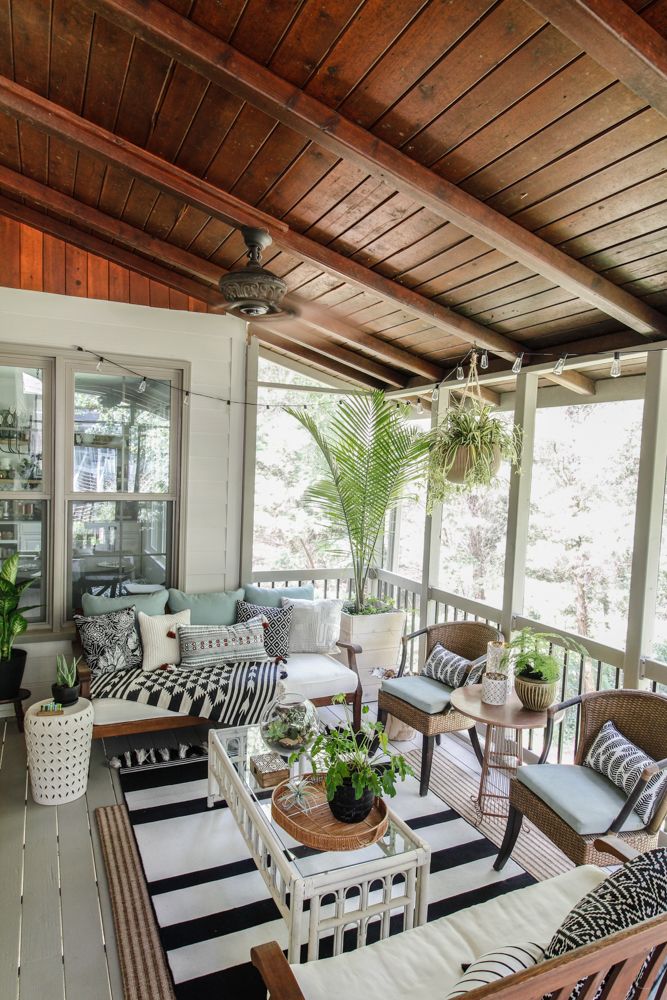 23 Screened Porch Ideas to Elevate Your Outdoor Experience