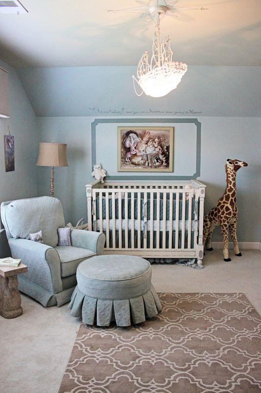 Design a​ theme around your favorite ⁢storybook in small‍ nursery