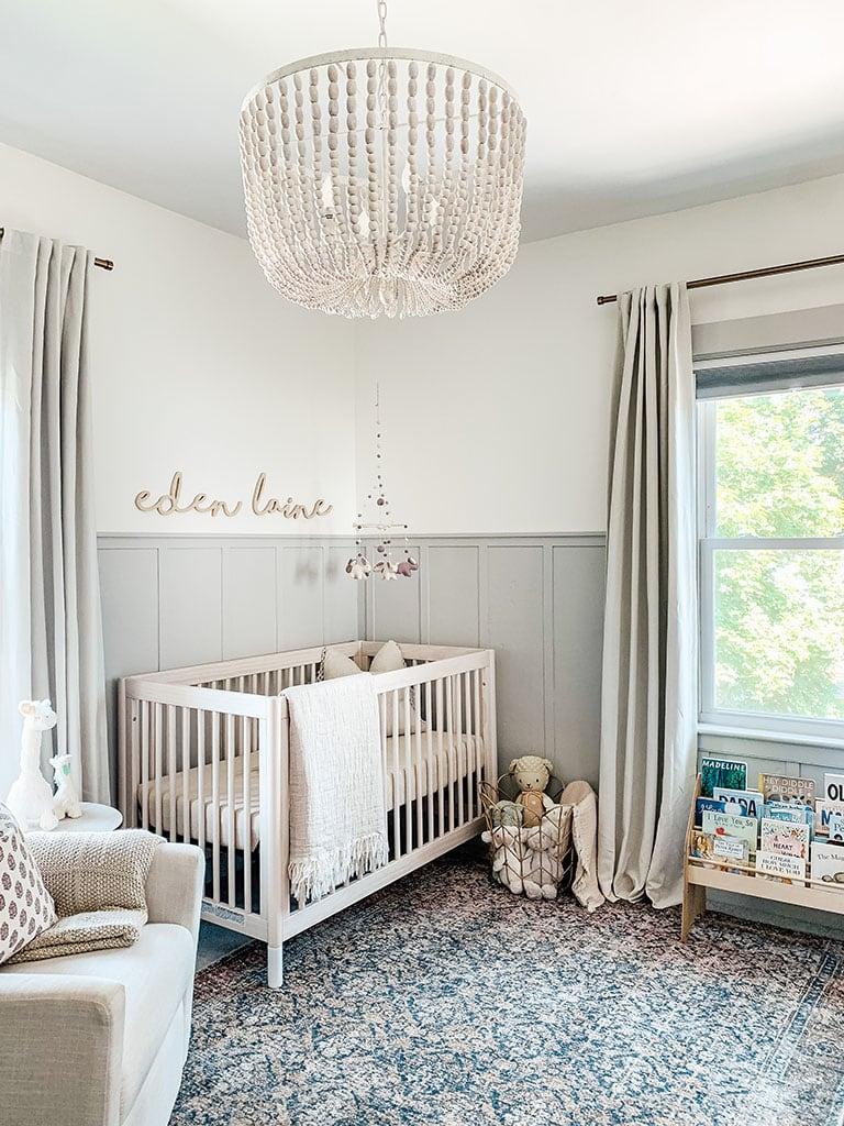 Choose a​ cozy ‌glider that⁣ complements⁤ your small nursery’s design