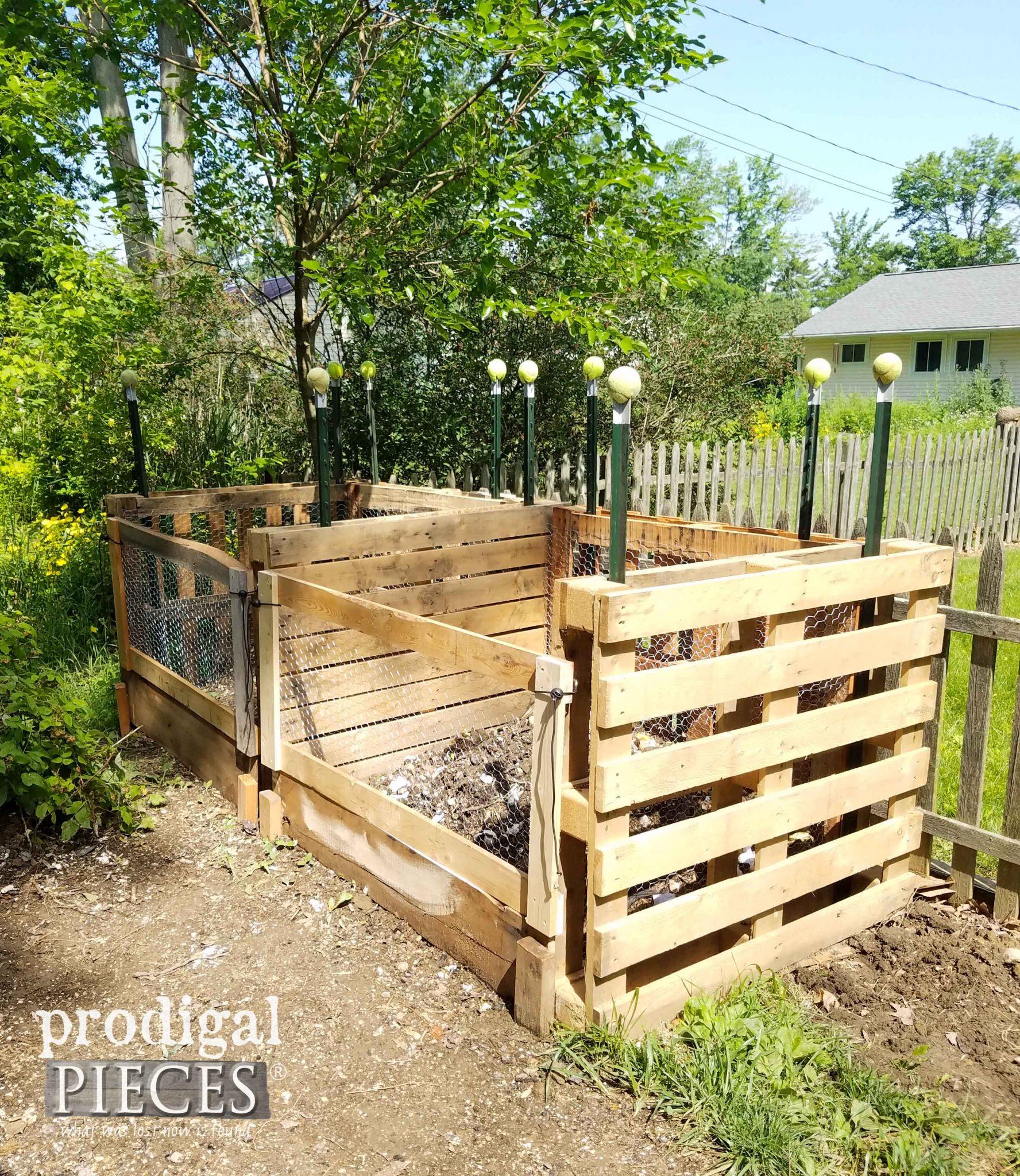 Pallet Compost‍ Bin ⁤Garden: Compost‍ efficiently while recycling pallets⁢ effectively