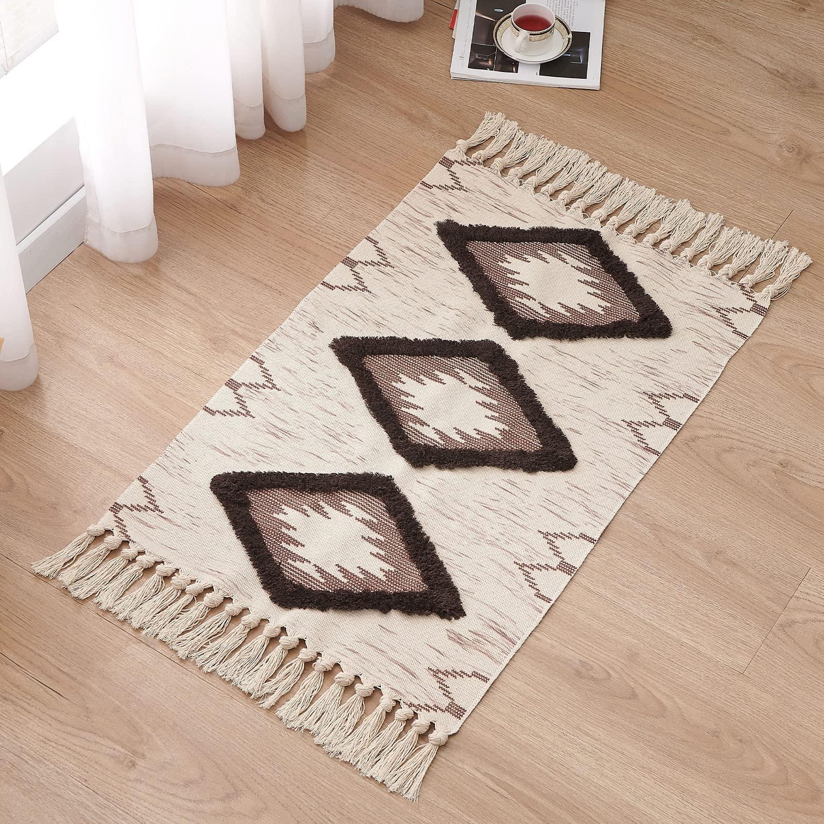 Farmhouse bathroom rugs offer both comfort and rustic style underfoot