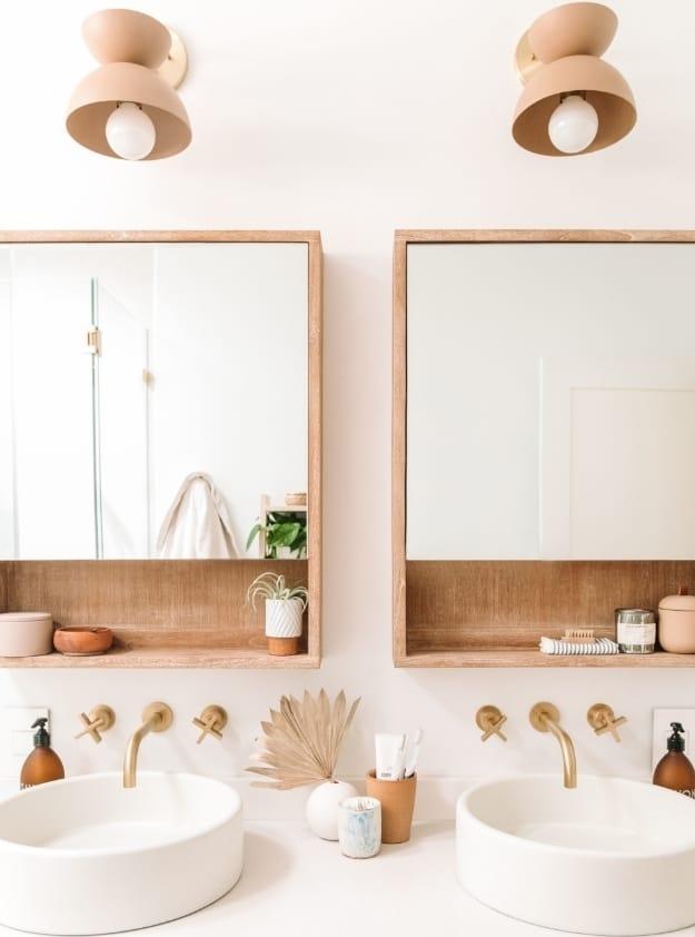 Use minimalistic designs ​to enhance your boho bathrooms elegance