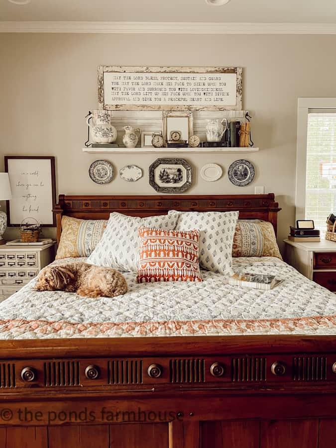 Vintage Bedroom: Nostalgic charm through⁣ antique furniture and ‍decor