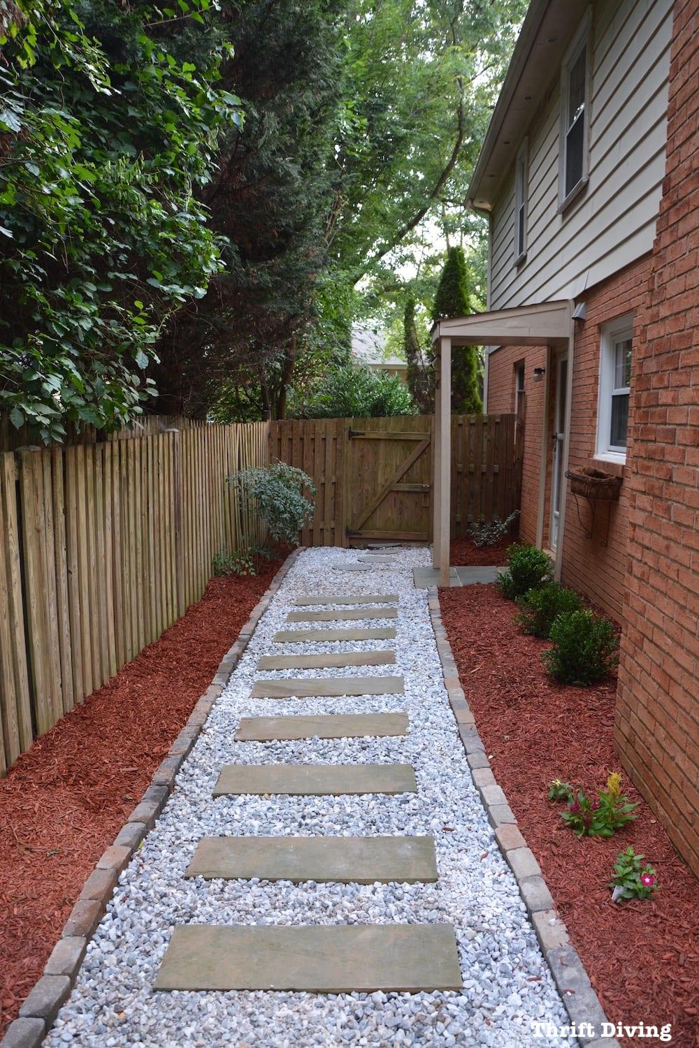 Incorporate a ⁢stone pathway in your ⁢backyard ⁣oasis