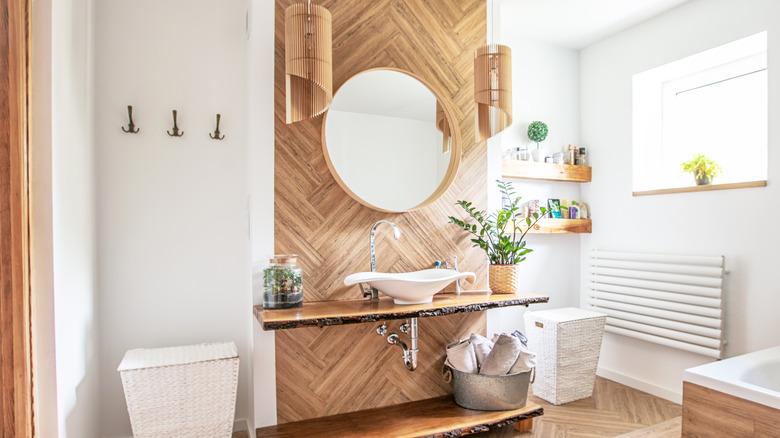 Natural wood accents for a‍ warm boho bathroom vibe