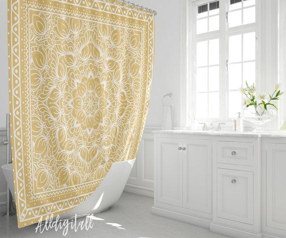 An elegant shower curtain to complement your Chalet Bathroom⁤ decor