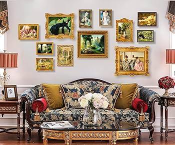 Showcase wall ‍art featuring vintage ⁣prints or classic photography ‌in your ‍living room