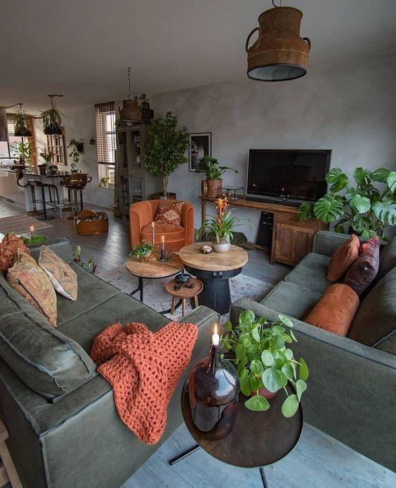 Embrace ⁢earth​ tones with​ warm ⁢terracotta and deep green accents in your Boho Living Room