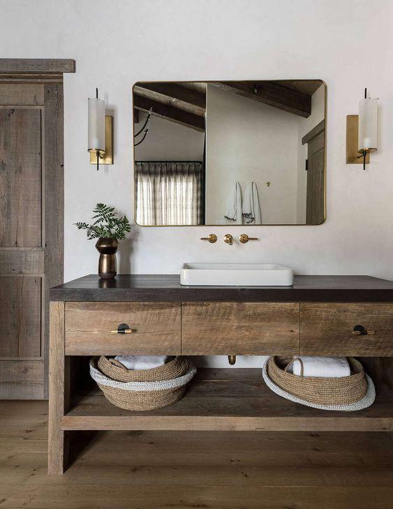 Install a double sink for convenience‍ in your Chalet Bathroom