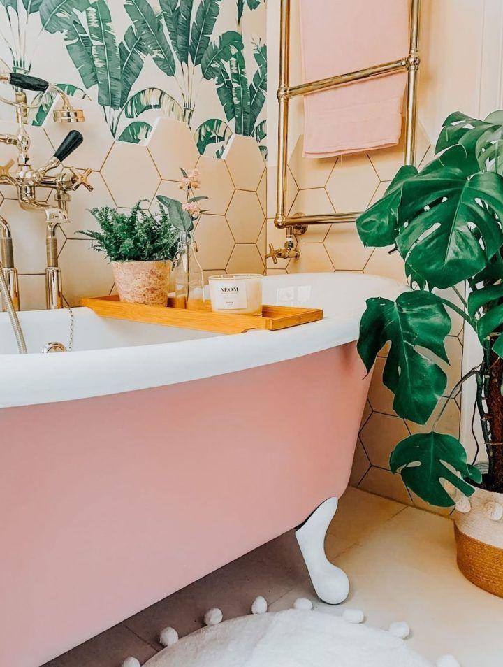 Serenity is key: embrace a spa-like atmosphere⁢ in your boho bathroom