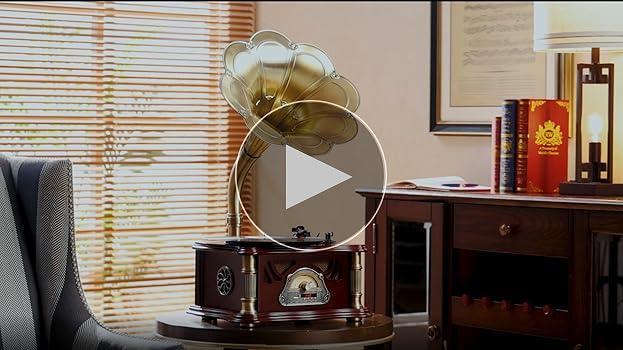 A vintage gramophone or record player⁤ adds a nostalgic touch to your living⁤ room