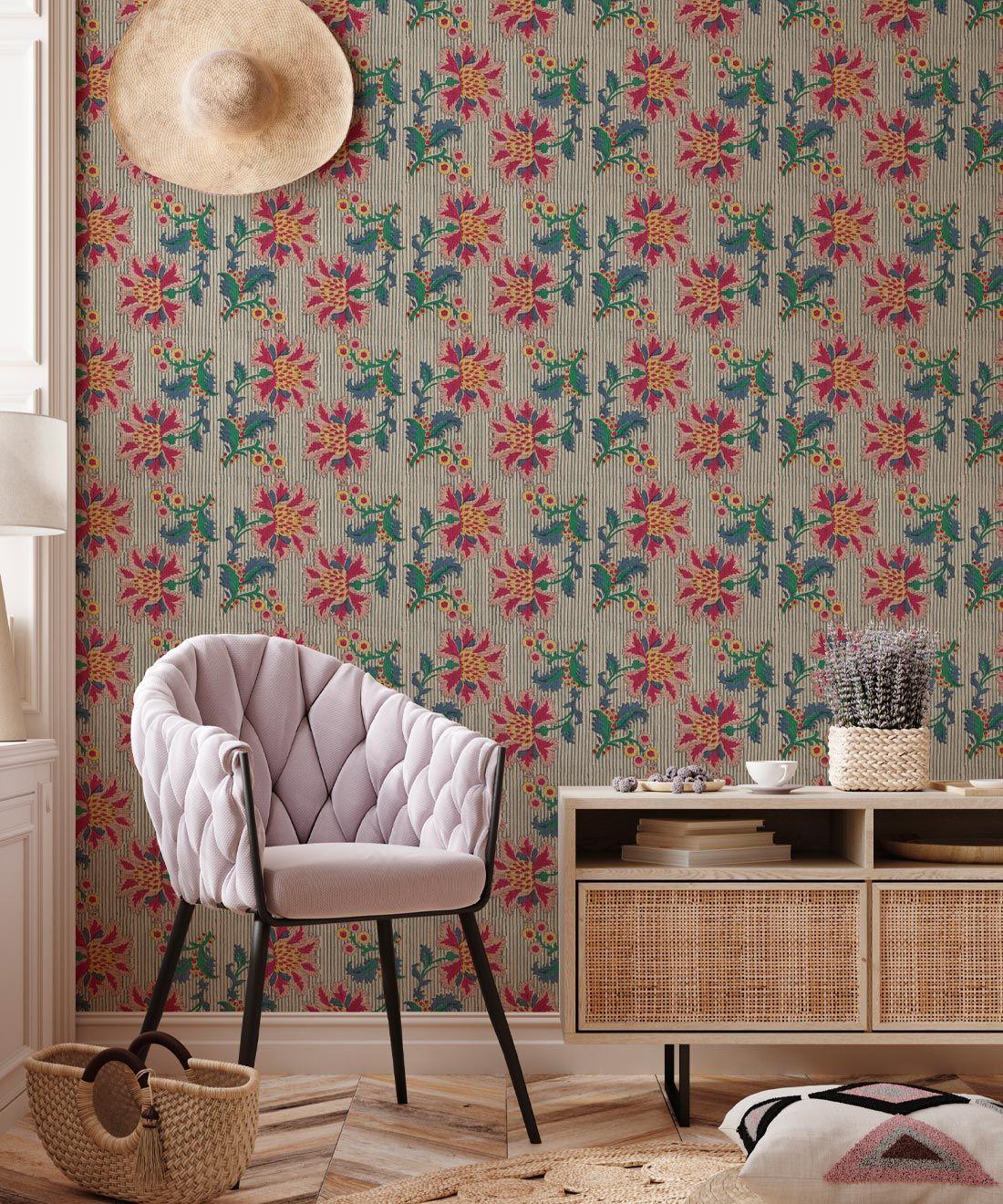 Select a botanical ‍print wallpaper to bring lush greenery ⁢straight into ⁤your Earthy Living Room