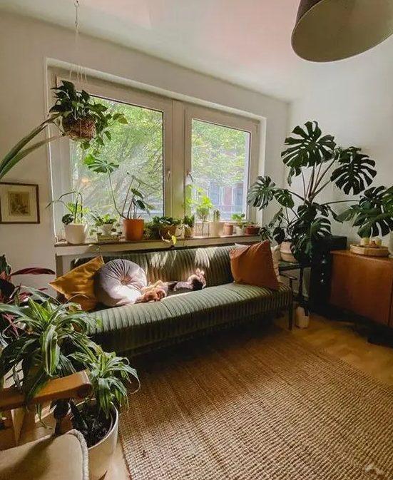 Potted ‌plants​ breathe life into your Earthy Living Room, purifying air and⁣ spirit