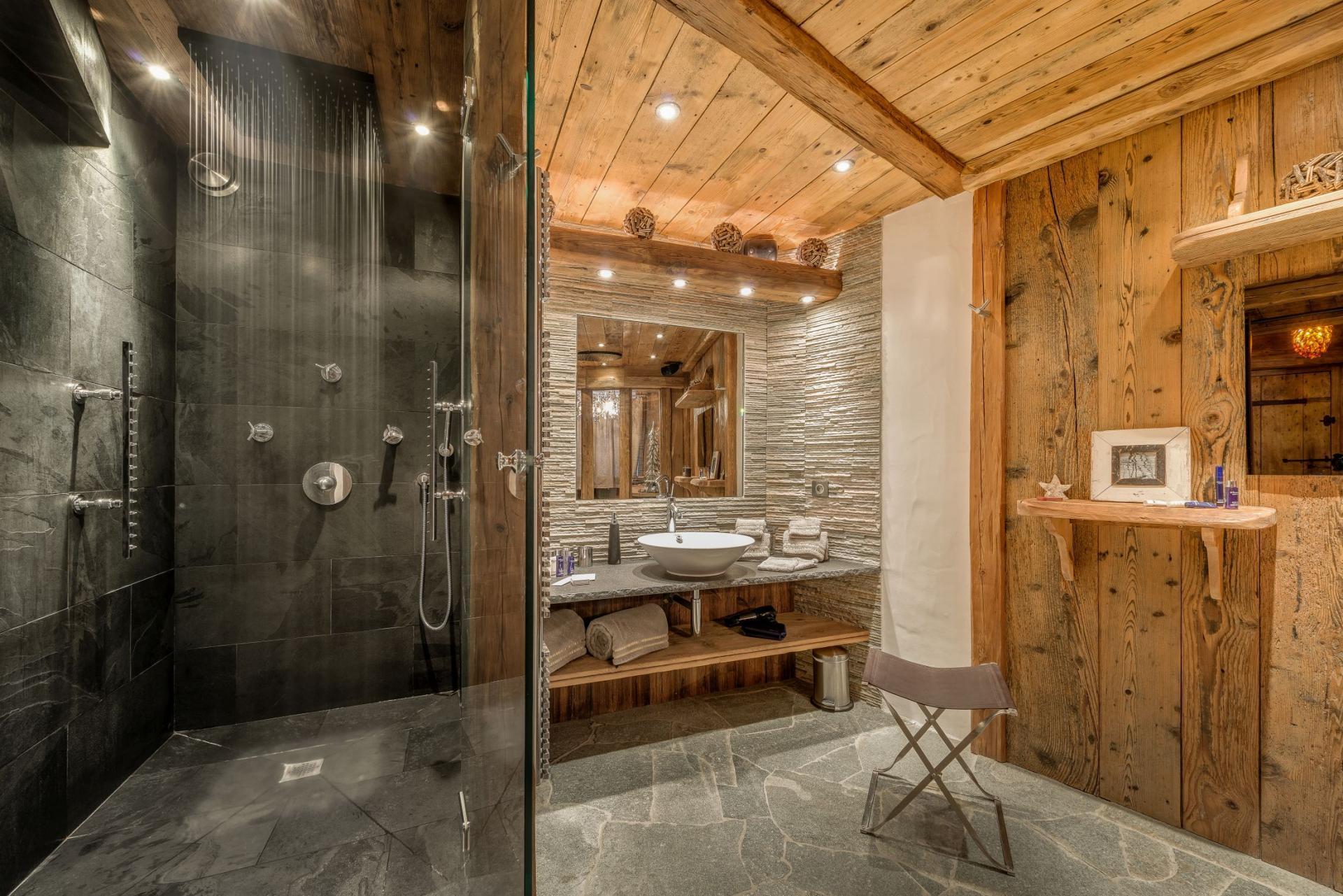 Quality skincare: Treat your skin with premium products in your Chalet Bathroom