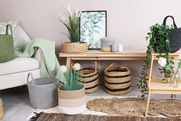 Use ​woven ⁣baskets for storage to maintain an organized yet ⁢stylish Boho Living⁢ Room