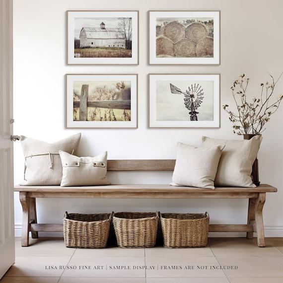 Farmhouse Living Room: Combine‌ comfort and style with rustic decor ⁣accents