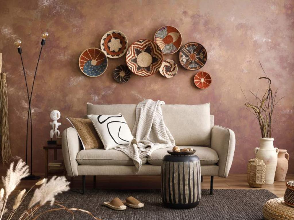 Add a touch of‍ metallic ​accents for a modern twist in your Boho Living Room