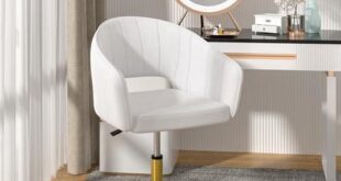 Chic Living Room Chairs Perfect for Comfort and Style