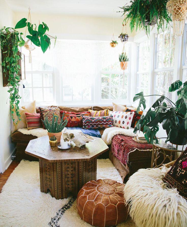 Bohemian ‍Bliss: Infuse your living room with eclectic, vibrant patterns