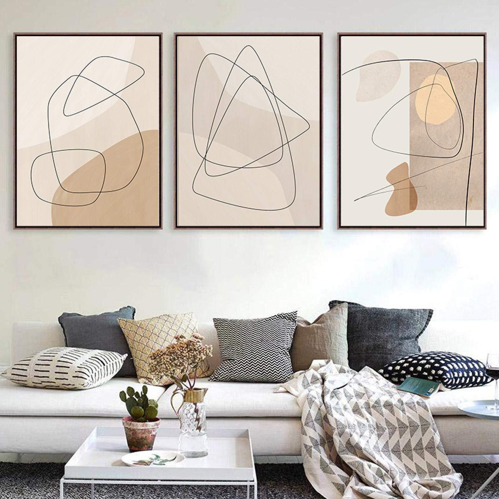 Earth-toned wall ⁢art enhances ⁤the ⁢natural vibe of your Earthy Living Room​ design