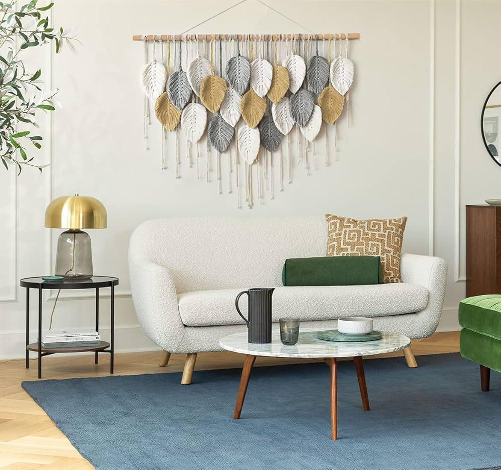 Macramé wall hangings add a touch of texture⁢ to⁣ your Boho Living Room decor