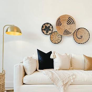 Display⁤ woven baskets for stylish storage solutions in your Boho Living Room