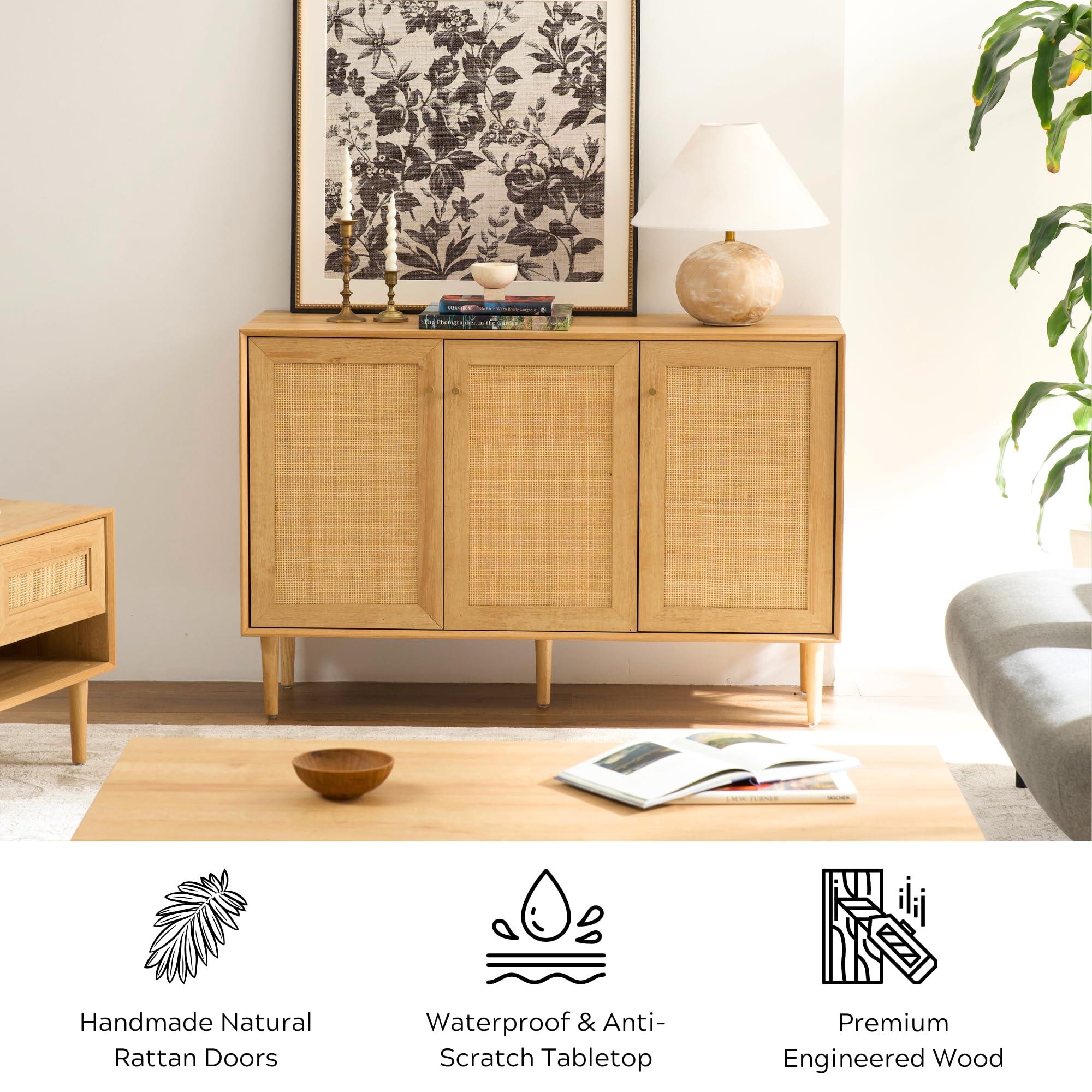 Incorporate a natural wood ⁢sideboard to‍ blend function and style in your earthy living room