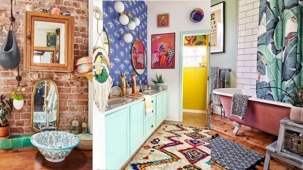 Bright, eclectic artwork personalizes your ⁢boho ⁤bathroom space