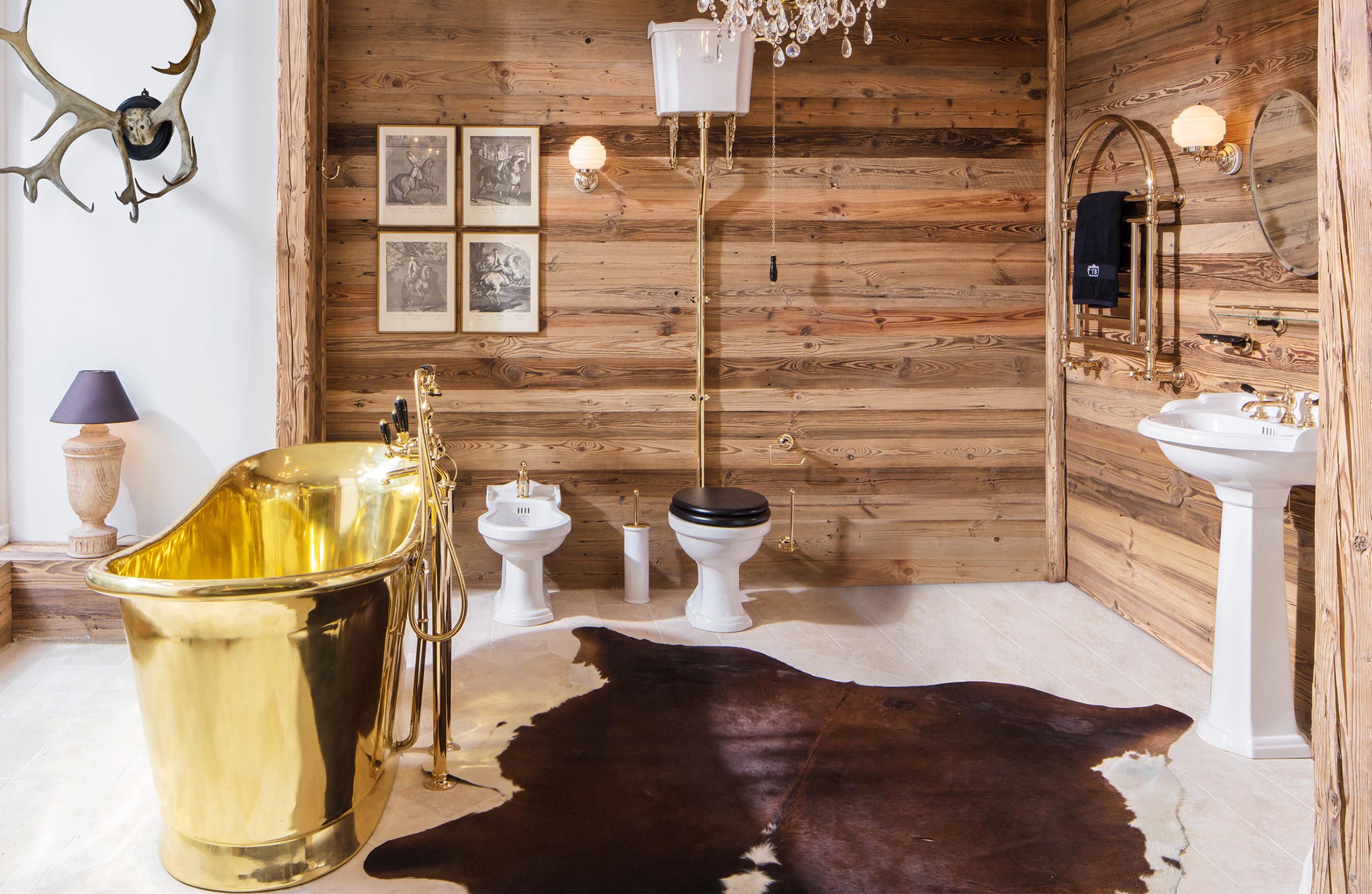 Vintage decor adds character to your‍ Chalet Bathroom retreat