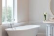 25 Grandmillennial Bathrooms with Clawfoot Tubs That Celebrate Timeless Elegance