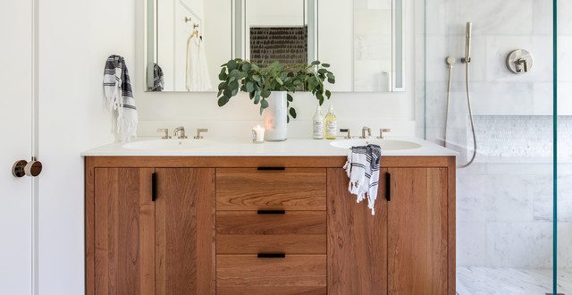 choosing-new-bath-storage-cabinets-and-vanities