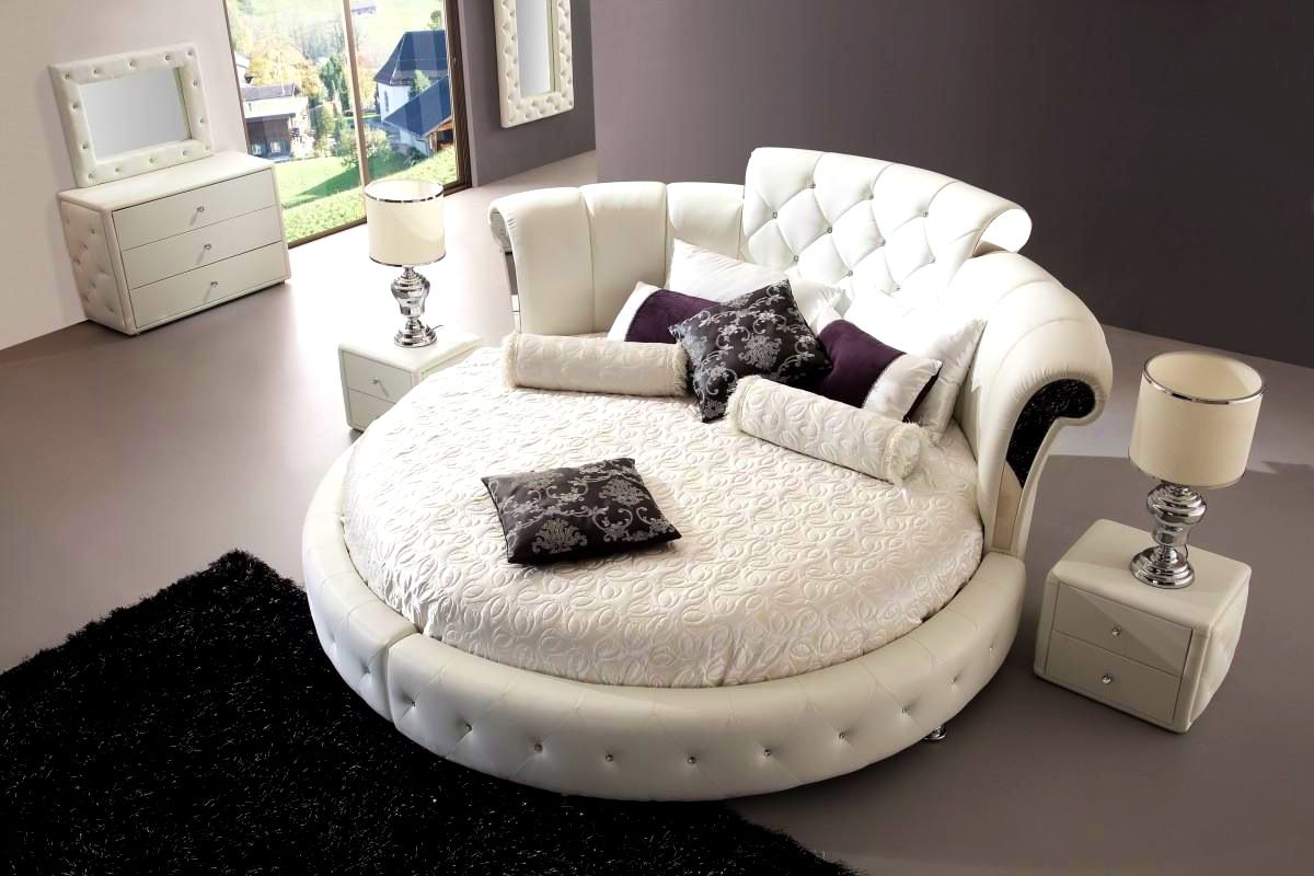 Round bed – unusual and practical